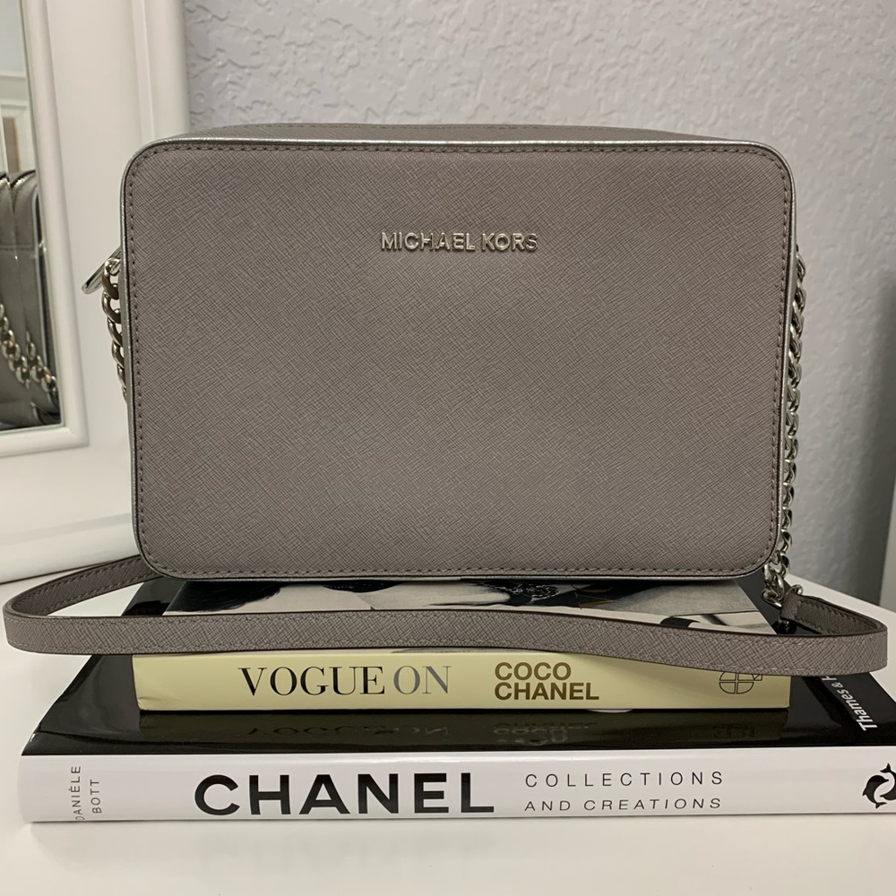 Michael Kors Pearl Grey Crossbody